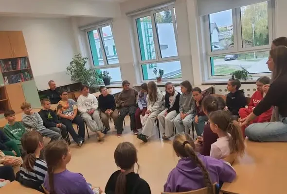 Warsztaty LEGO w szkole w Brzegu Dolnym – budowanie relacji w klasie
